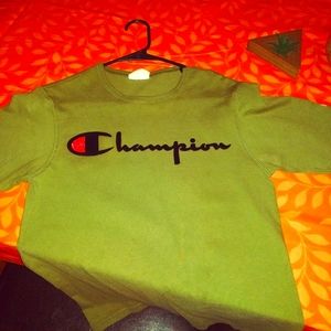 Tee Shirts & Sweaters